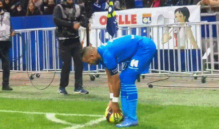 ESPN：埃斯特旺的表现让巴萨也在谈论他，切尔西相信他会成功