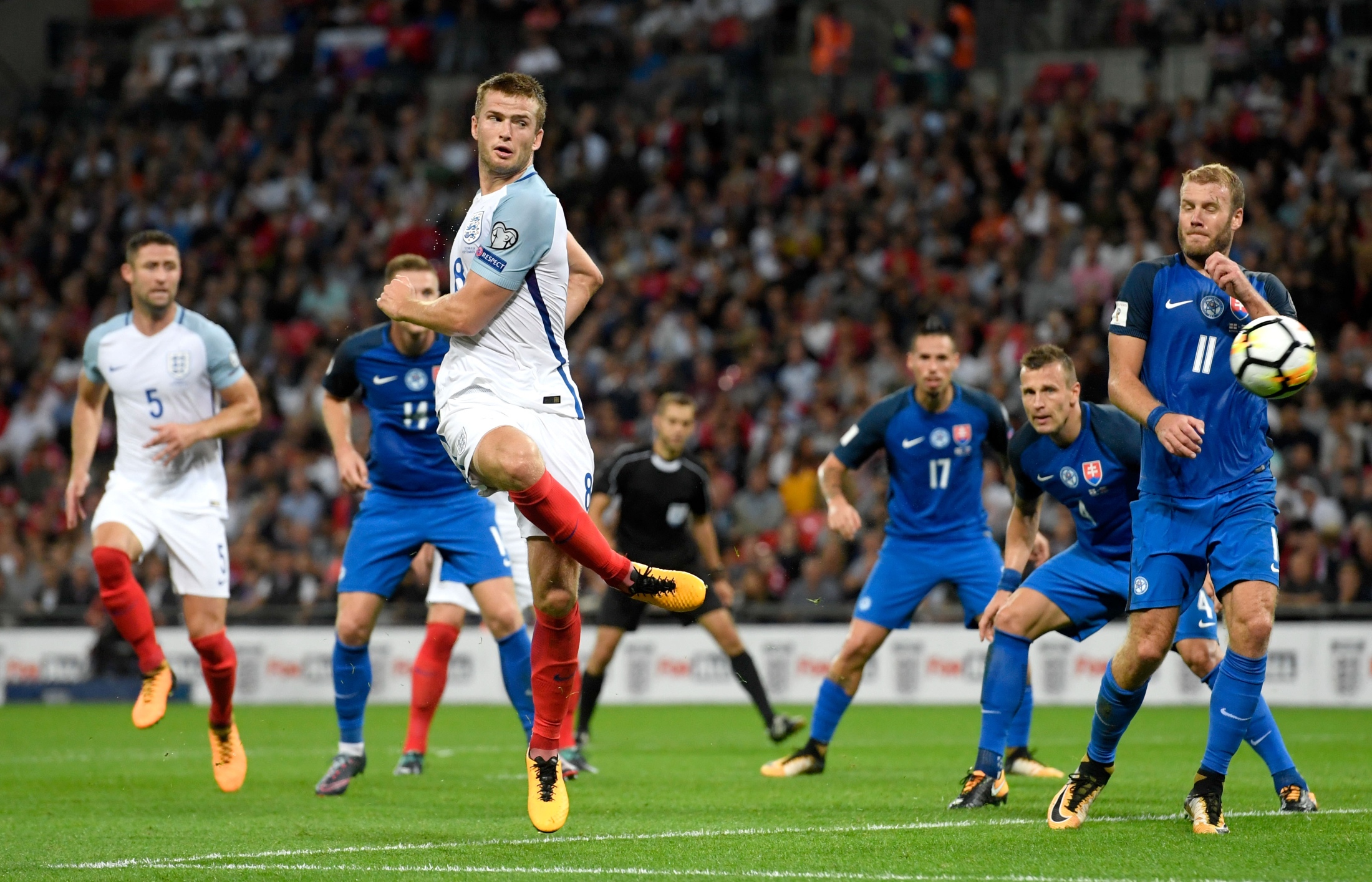 昂达夫连续6轮德甲进球，打破克林斯曼保持的斯图加特队史纪录