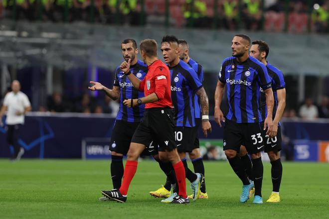 快船遗憾败给灰熊，球星关键时刻掉链子，祖巴茨表现明显下滑，保罗无责